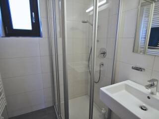 09. Catered chalet Raeterhof Fiss Douche